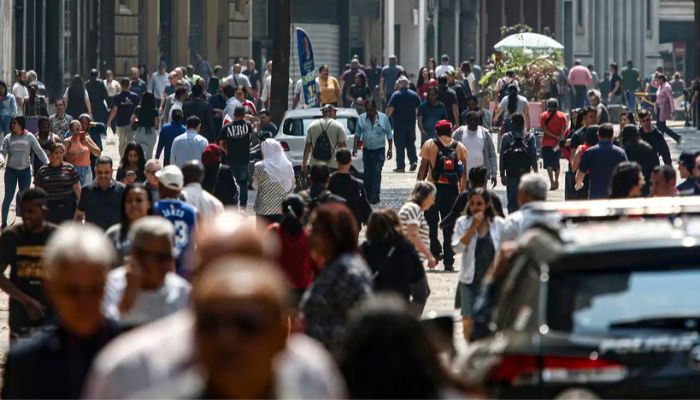  Mais de 6,5 milhões de famílias deixaram linha da pobreza em 2 anos 